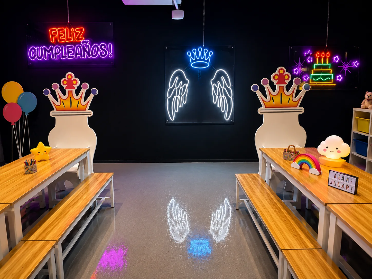 Sala decorada para celebrar cumpleaños en Jugamos Park